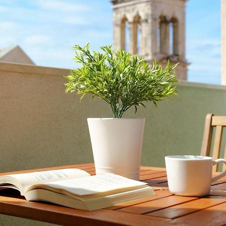 Family Apartment Vitlic Макарска Екстериор снимка