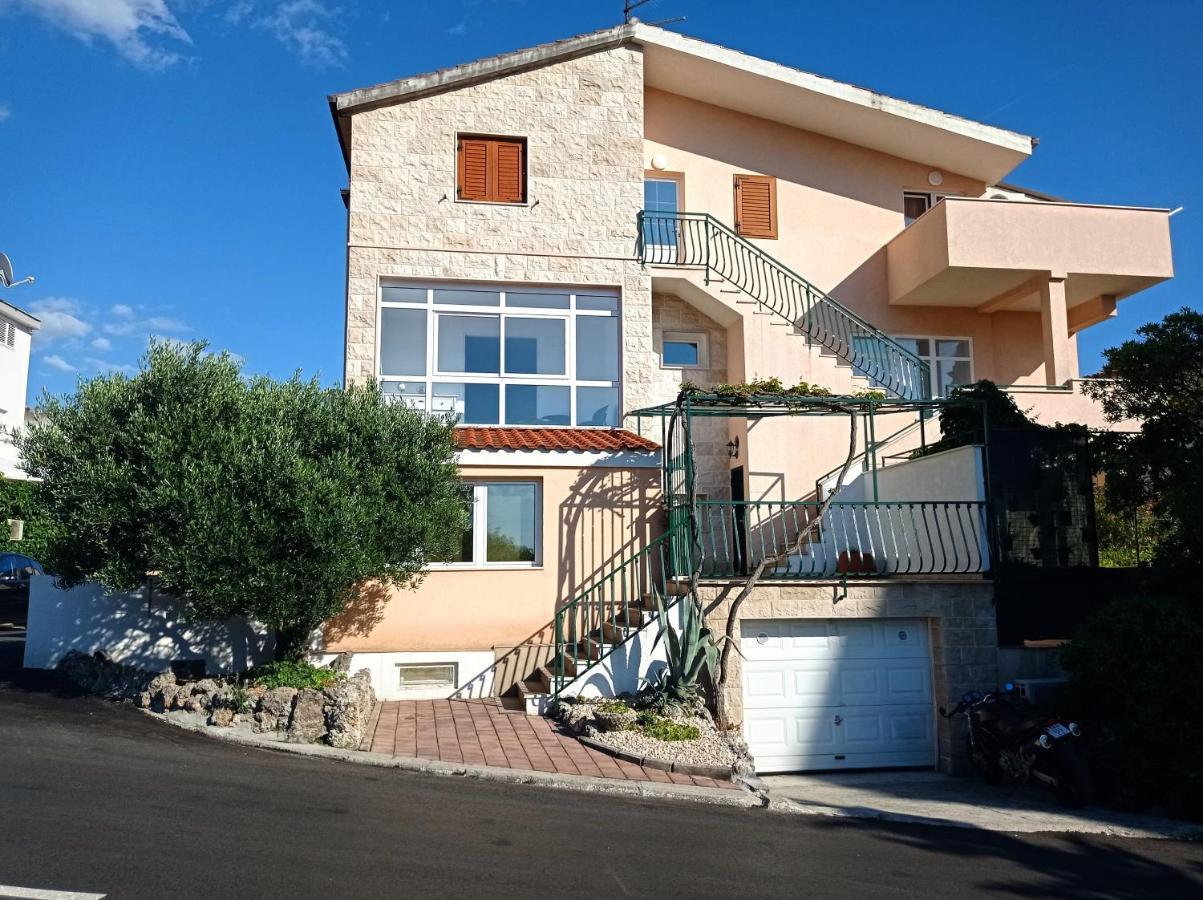 Family Apartment Vitlic Макарска Екстериор снимка