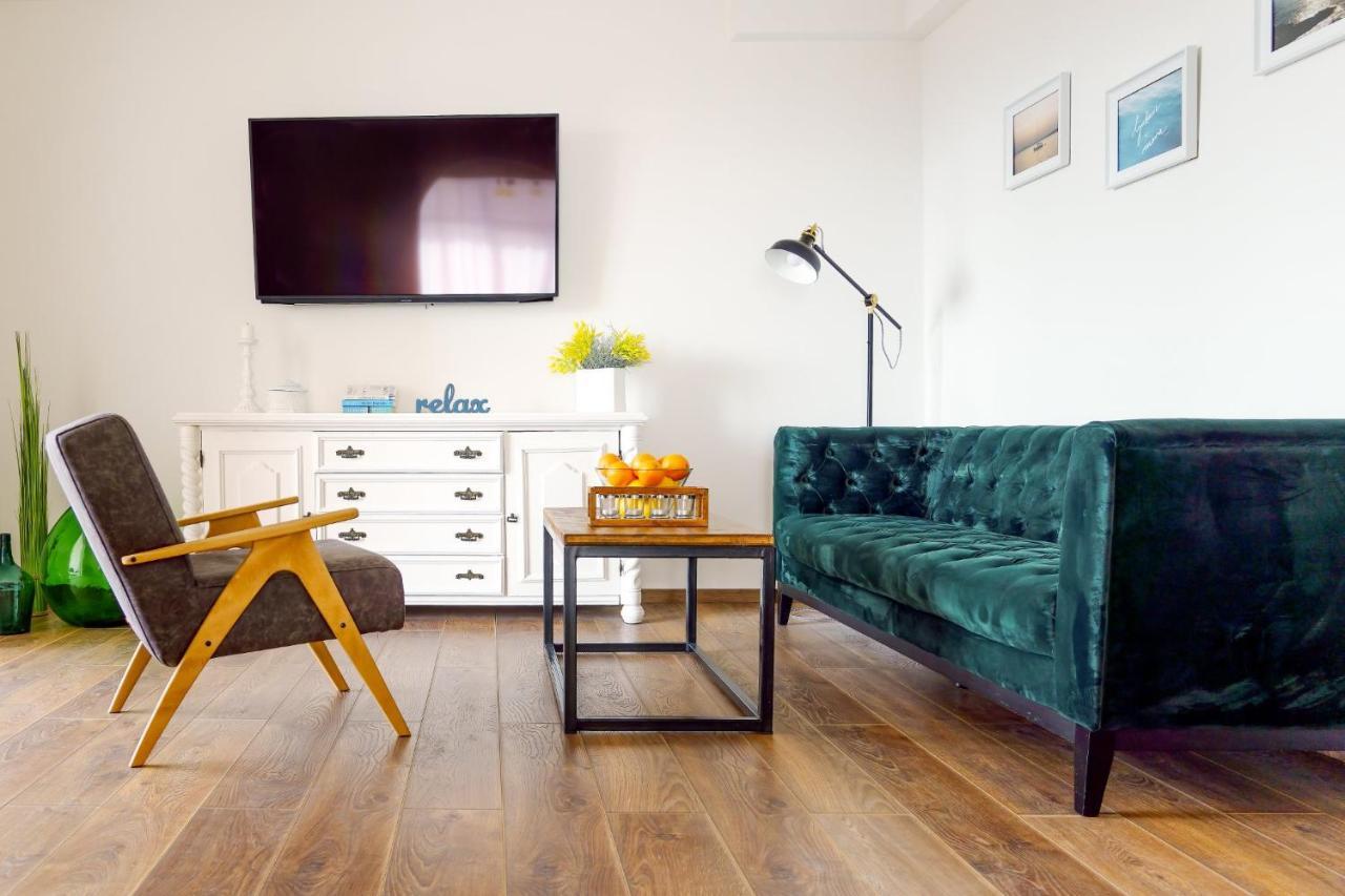 Family Apartment Vitlic Макарска Екстериор снимка